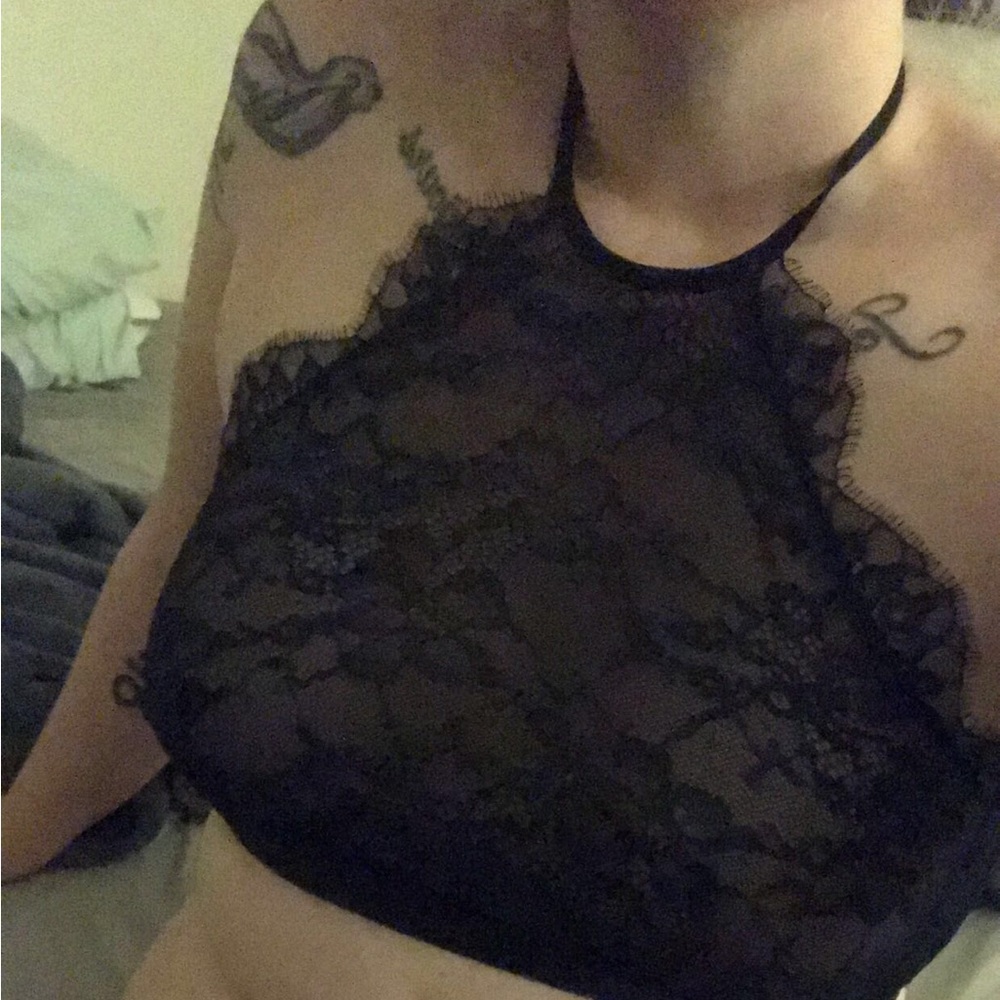 Victoria’s Secret 36D black lace very sexy high neck halter bra